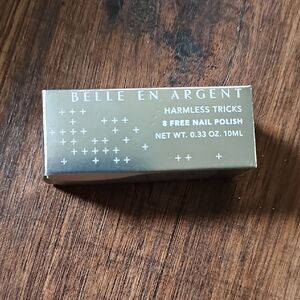 BELLE EN ARGENT Harmless Tricks Silver Nail Polish